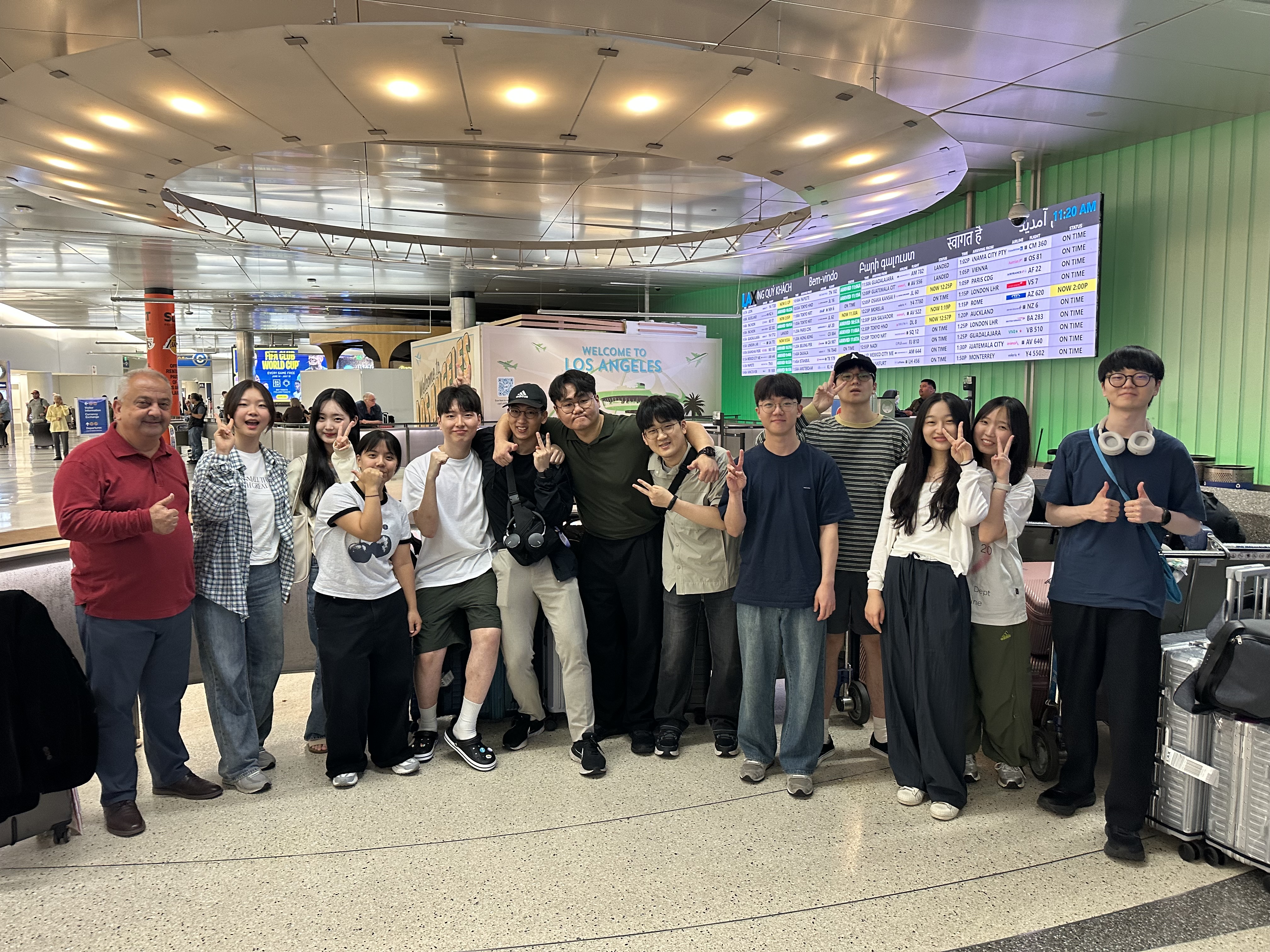 미국 로스앤젤레스(LAX)에 도착한 2025 KMU-UCI Summer GREAT Program 참가 학생들